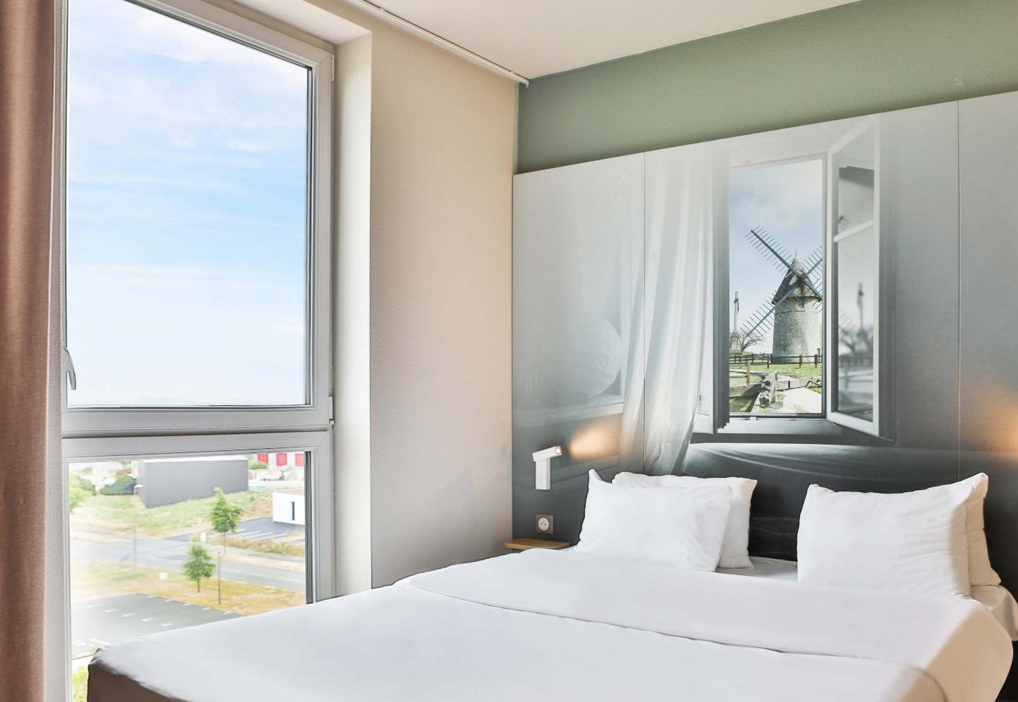 B&B Hotel Ле-Эрбье Экстерьер фото